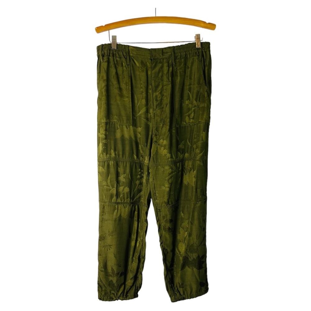 Anthropologie green satin floral cargo cropped jogger pants medium